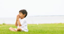 Is your child suffering from schizophrenia? Take him to a yoga class