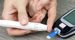 A diabetologist explains to us why every doctor should have a glucometer handy in his clinic