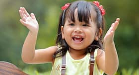 10 health benefits of clapping that will surprise you