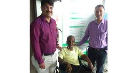 Successful minimal invasive surgery conducted on 90-year-old suffering from rectal cancer