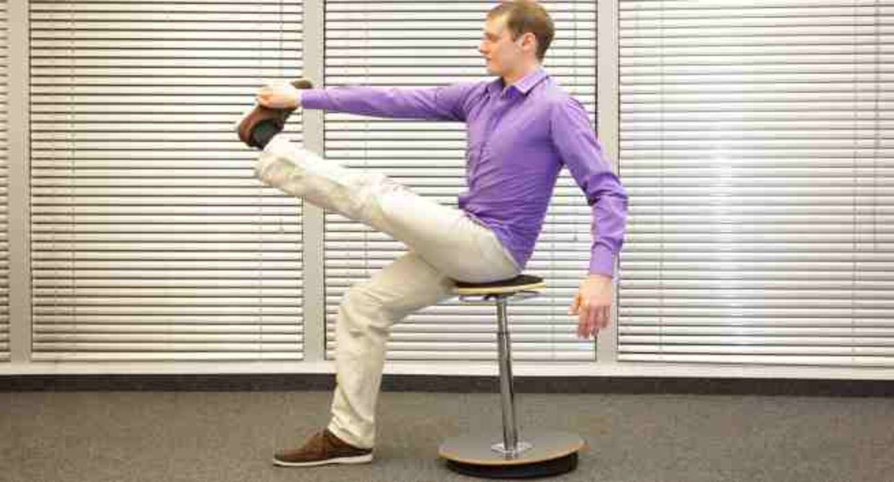 5 ways to work out in the office (no equipment needed)