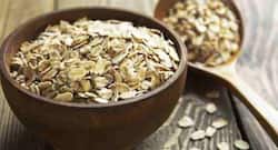 Tips to revive dull, dry skin with oatmeal