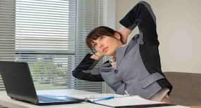 5 ways to work out in the office (no equipment needed)