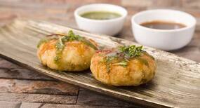 Try this fibre and protein-rich peas and paneer tikki