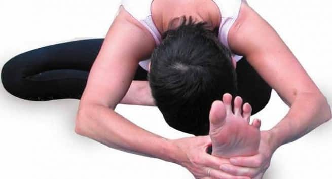 Janu-sirsasana for pregnancy Hindi