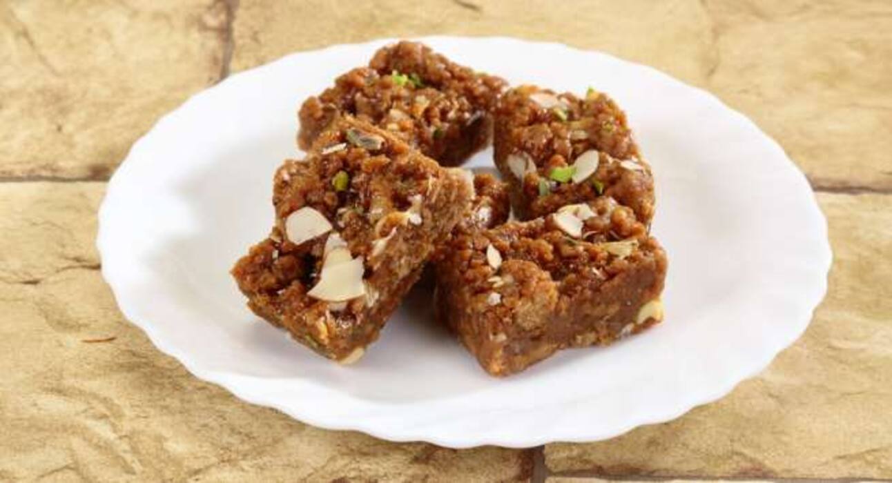Diwali Special: Try these healthy and tasty Diwali sweets!