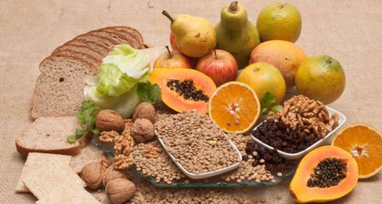 मोटापा कम करने के लिए बार-बार खाने की आदत को छोड़ने के 4 टिप्स