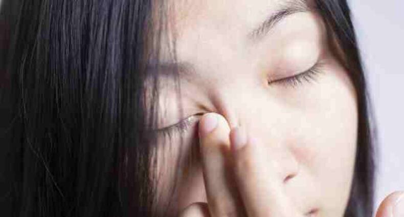 बच्चों में मोतियाबिंद (glaucoma) होने के 5 सामान्य लक्षण