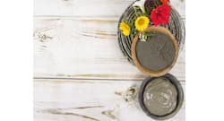 Detoxify your face and get an instant glow with this DIY activated charcoal facepack