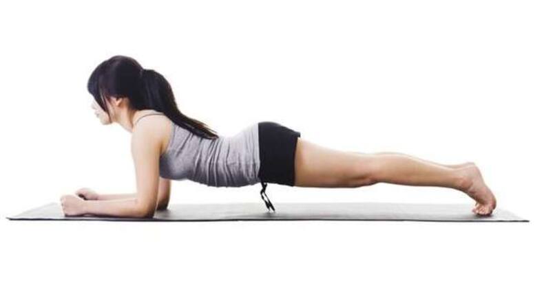 15-minute workout for sculpted arms and abs