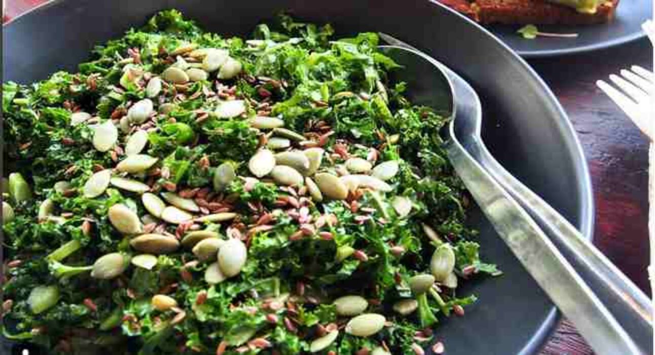 6 best superfoods for breastfeeding moms