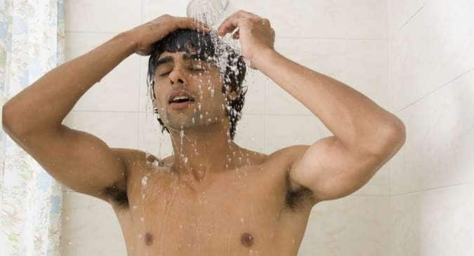 should-you-take-a-bath-if-you-have-chicken-pox-query-thehealthsite