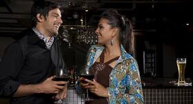 Tips for approaching a girl at the bar