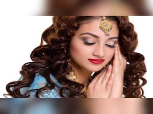 Pre-Wedding Tips For Bride: How Do You Get Rid Of Strawberry Legs?