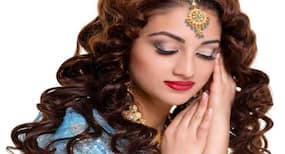 शादी के दिन ज्यादा खूबसूरत दिखना है तो आजमायें ये एक्सपर्ट मेकअप टिप्स