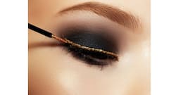 7 things you should keep in mind before applying a glitter eyeliner