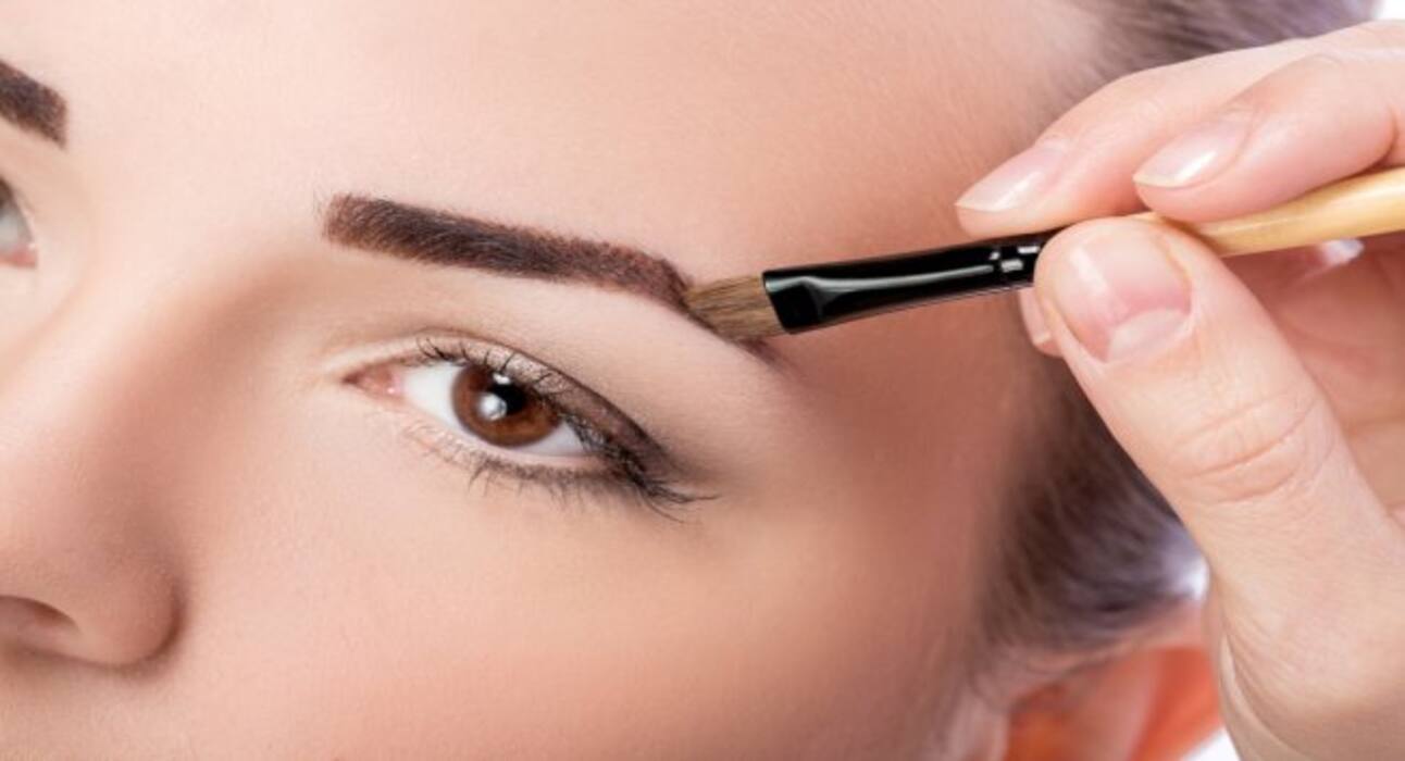Woke up late? Do these 5 things to look more awake