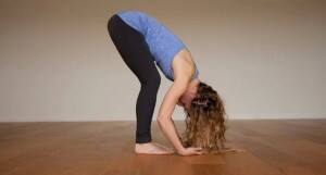 Dangling-pose-for sleep