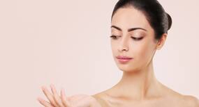 जानें कौन-सी 5 आदतों के कारण बार-बार आते हैं pimples