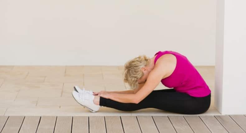 5 stretches to relieve muscle cramps in 5 minutes