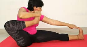 Know your yoga pose: Akarna dhanurasana or the shooting bow pose