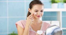 6 expert tips to choose a night cream for Indian skin