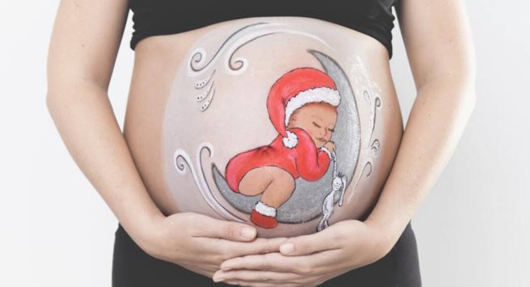 5 pregnant belly paintings that are just too cute!
