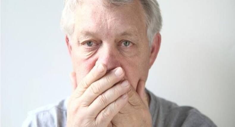 5 gross things that happen when you don't clean your tongue