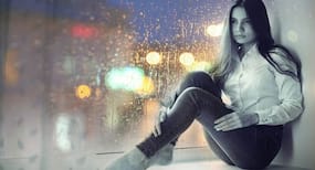8 signs that you are emotionally weak