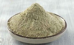 What is bentonite clay and what are its health benefits?