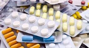 Indiscriminate use of pain killers can give you stroke and damage your kidneys