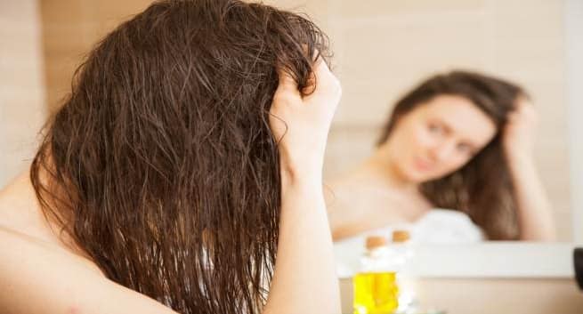 Home Remedies To Treat Dandruff And Dried Scalp