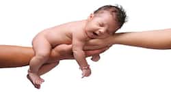 अपने बच्चे को थोड़ी देर डायपर के बिना भी रहने दें।