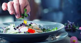 Healthy food garnishes you must try using