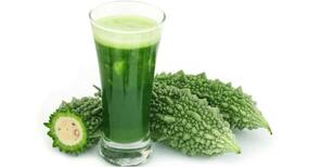 Is it safe to drink karela (bitter gourd) juice in the morning?