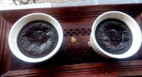 Healthy dessert recipe: Chocolate Molten Lava cake (no sugar, no maida) Healthy dessert recipe: Chocolate Molten Lava cake (no sugar, no maida)