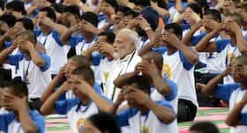 International Yoga Day 2017: Narendra Modi introduces yoga pose Vrikshasana on Twitter (Watch video)