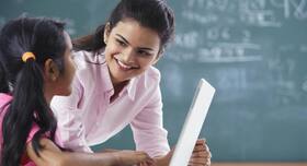 5 types of moms you meet at a PTA meeting