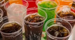 कार्बोनेटेड या सॉफ्ट ड्रिंक ज्यादा पीने से होते हैं ये 5 नुकसान