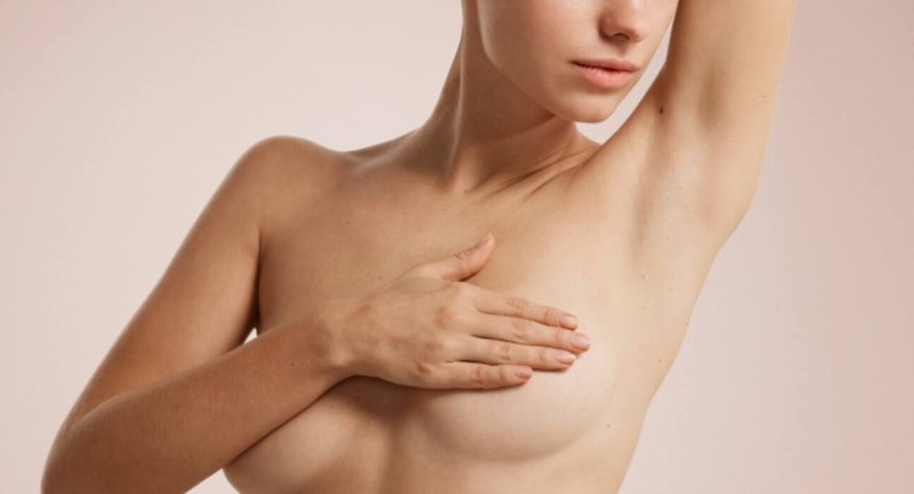 8 things not to do to your breasts during breastfeeding