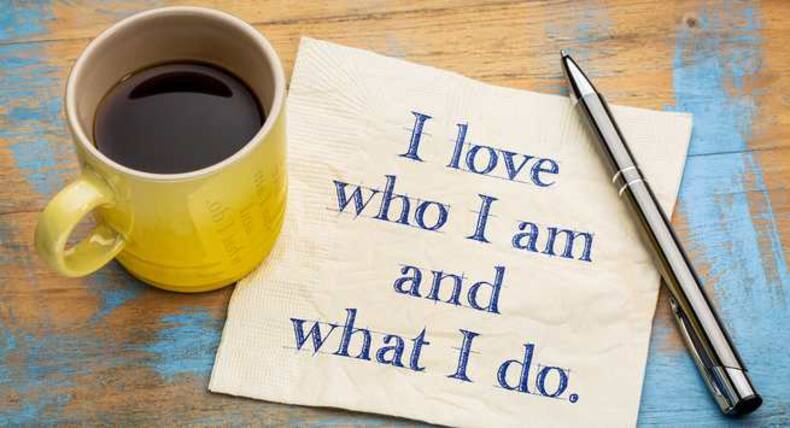 10 affirmations you should tell yourself when you are low!