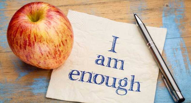 10 affirmations you should tell yourself when you are low!