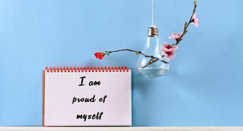 10 affirmations you should tell yourself when you are low!