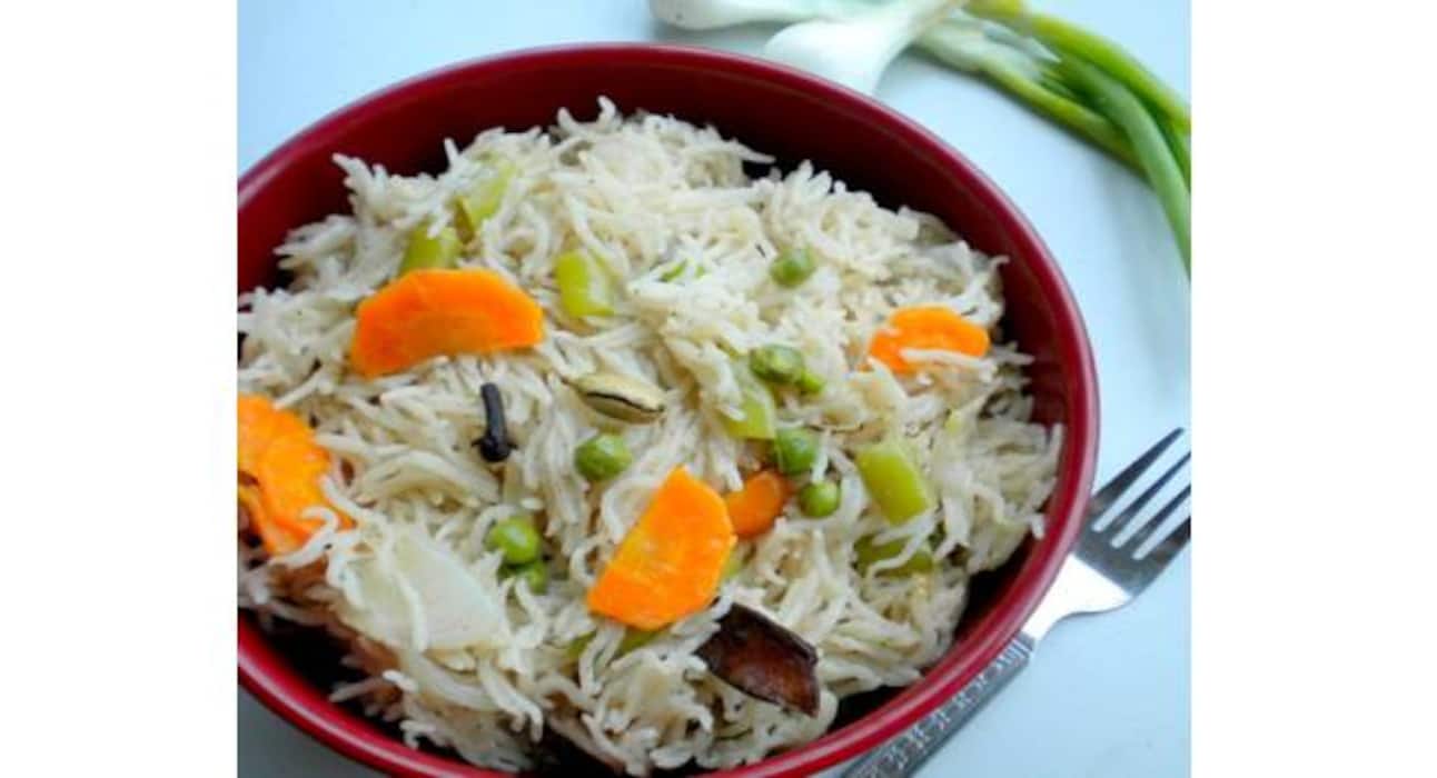 World Hepatitis Day: Expert recommended dinner recipes to help recover from jaundice