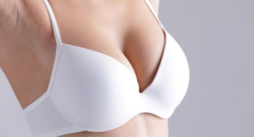 छोटे breast को बड़ा दिखाने के लिए सही ब्रा खरीदें ऐसे!