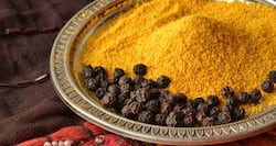 3 reasons why you should always have turmeric with black pepper