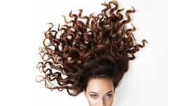 Curly Hair Method- Everything you want to know about this chemical-free hair care method