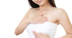 Want to get rid of rashes under your breast? Try these 8 effective natural solutions