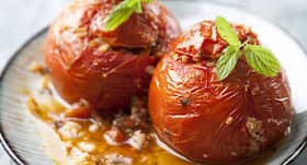 Here's why you should cook tomatoes in olive oil