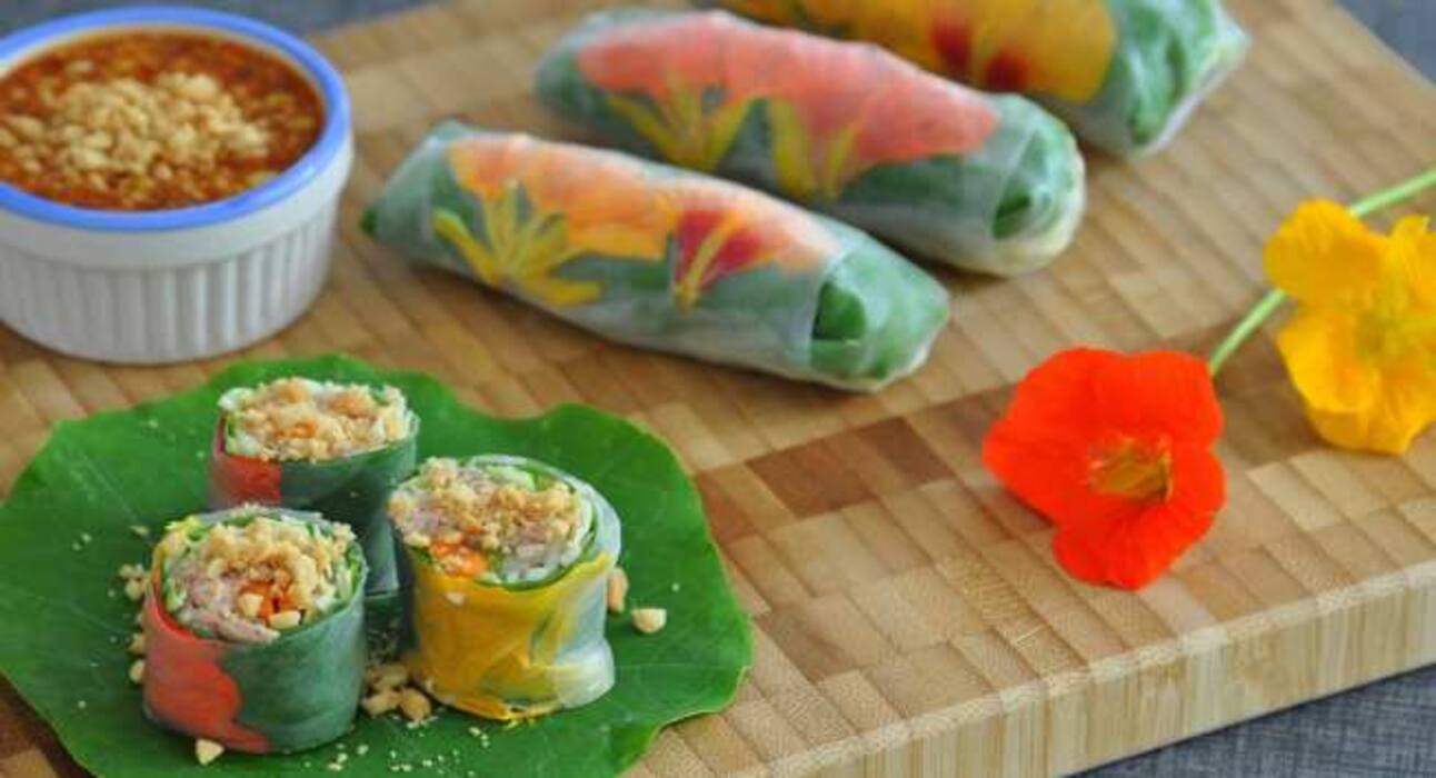 Edible flowers को हेल्दी तरीके से खाने के टिप्स